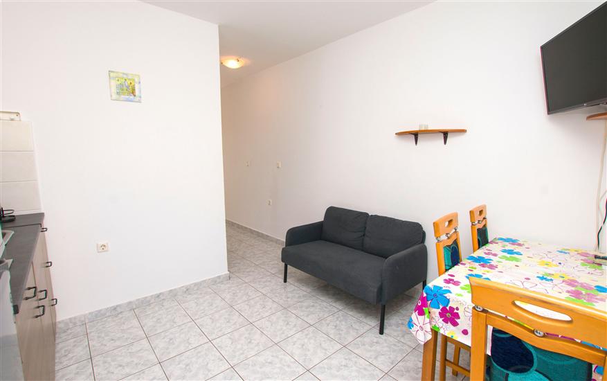 Apartment A7, for 2 persons