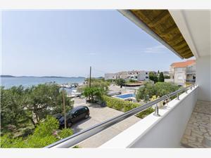 Apartment Ante Srima (Vodice), Size 120.00 m2, Airline distance to the sea 50 m