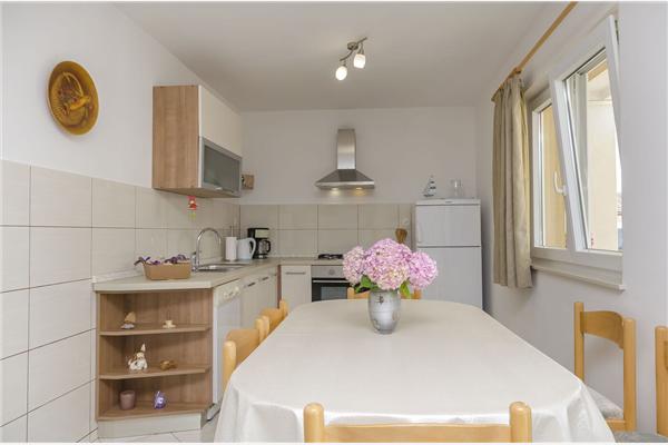 Apartment A1, for 6 persons