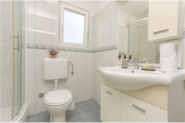 Apartment A1, for 6 persons