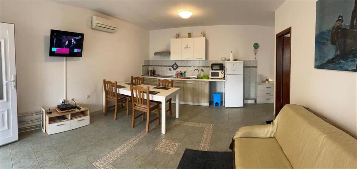 Apartment A1, for 2 persons