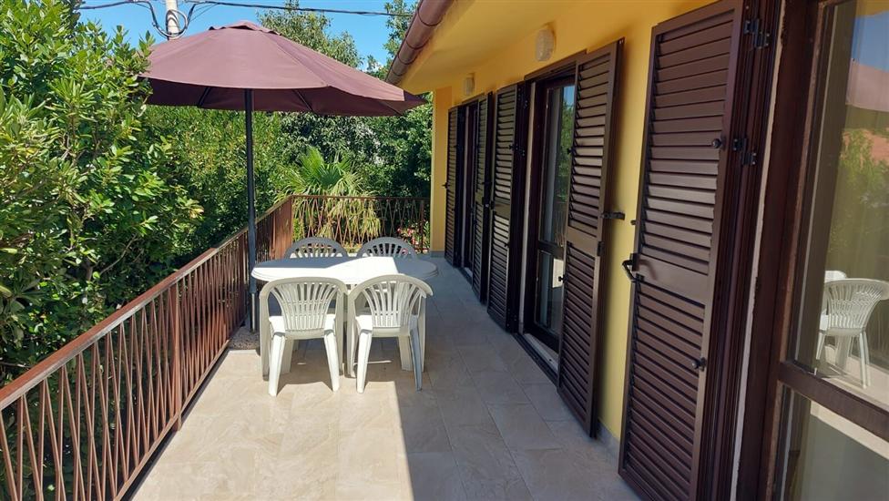 Apartment A1, for 3 persons