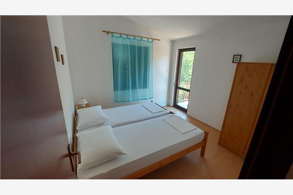 Apartment A2, for 3 persons