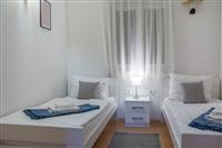 Room S201, for 4 persons
