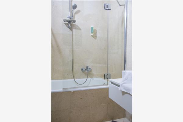 Room S201, for 4 persons