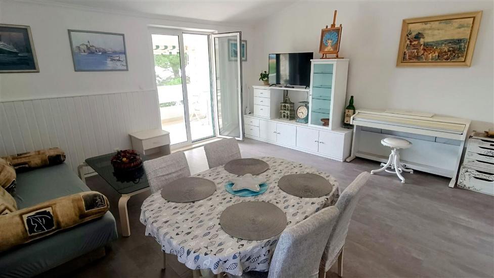 Apartman A4, na 3 osebe