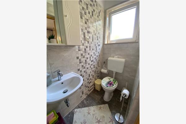 Room S1, for 2 persons