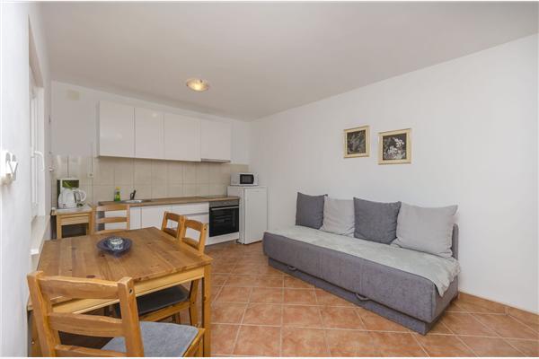 Apartment A2, for 3 persons