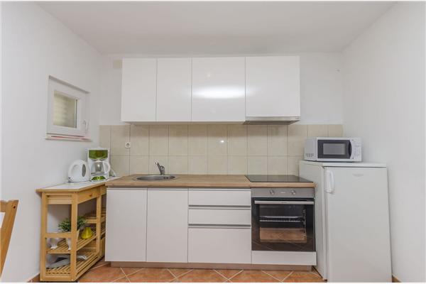 Apartment A2, for 3 persons