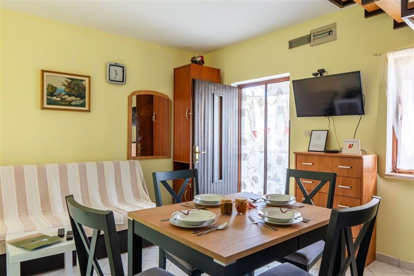 Apartment A1, for 6 persons