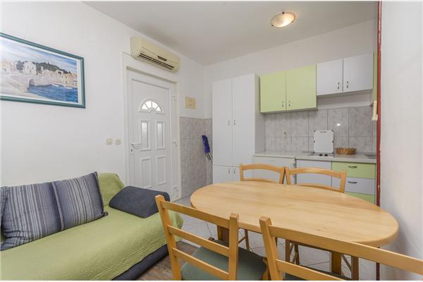 Apartment A1, for 3 persons