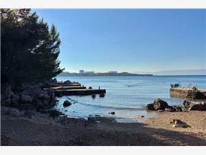 Apartments Matošić Omisalj - island Krk, Size 25.00 m2, Airline distance to the sea 100 m