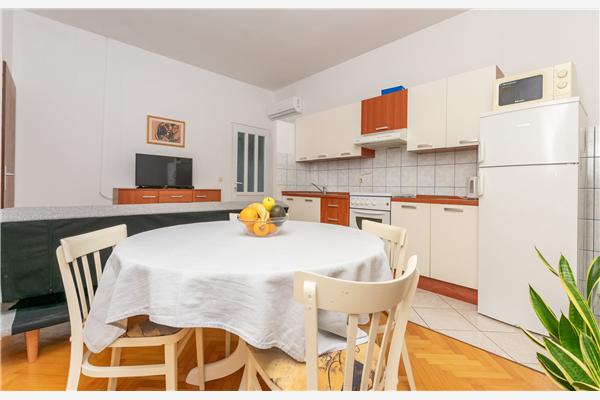 Apartment A1, for 4 persons