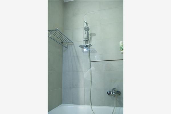 Room S303, for 2 persons