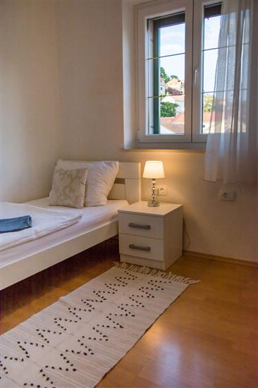 Room S304, for 1 persons