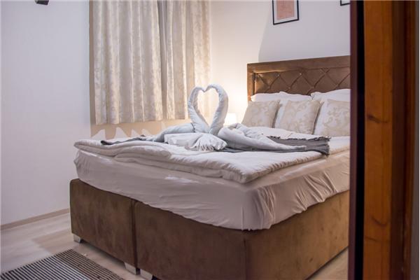 Room S302, for 4 persons