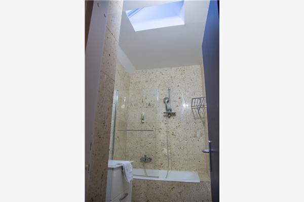 Room S302, for 4 persons