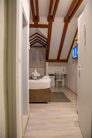 Room S301, for 2 persons