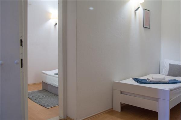 Room S206, for 4 persons