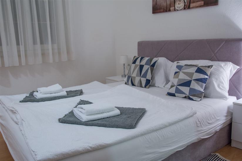 Room S206, for 4 persons