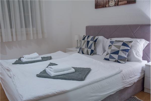 Room S206, for 4 persons