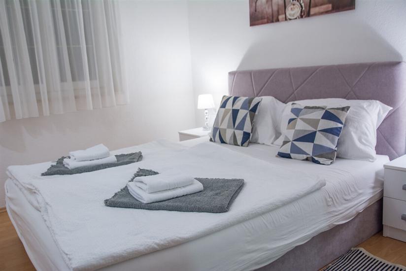 Room S206, for 4 persons