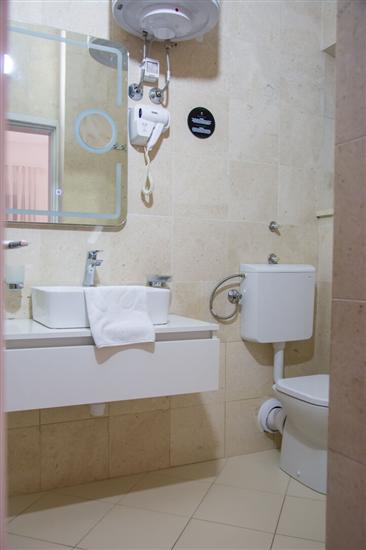 Room S206, for 4 persons