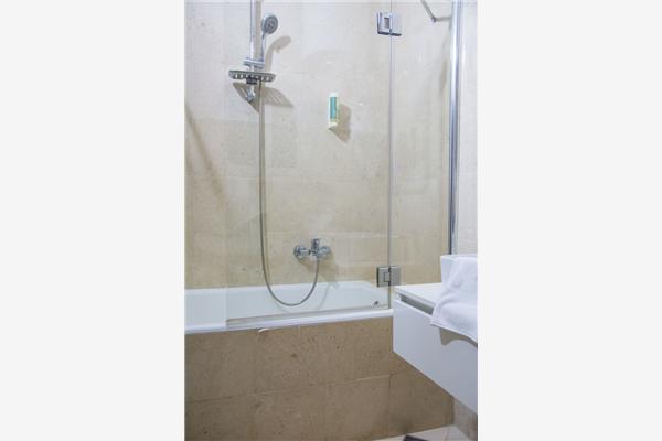 Room S206, for 4 persons