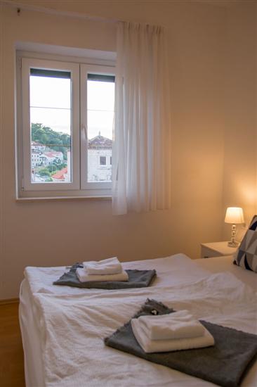 Room S206, for 4 persons