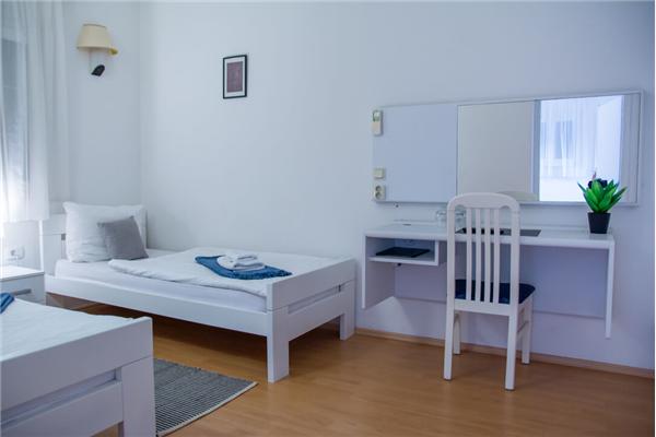 Room S206, for 4 persons
