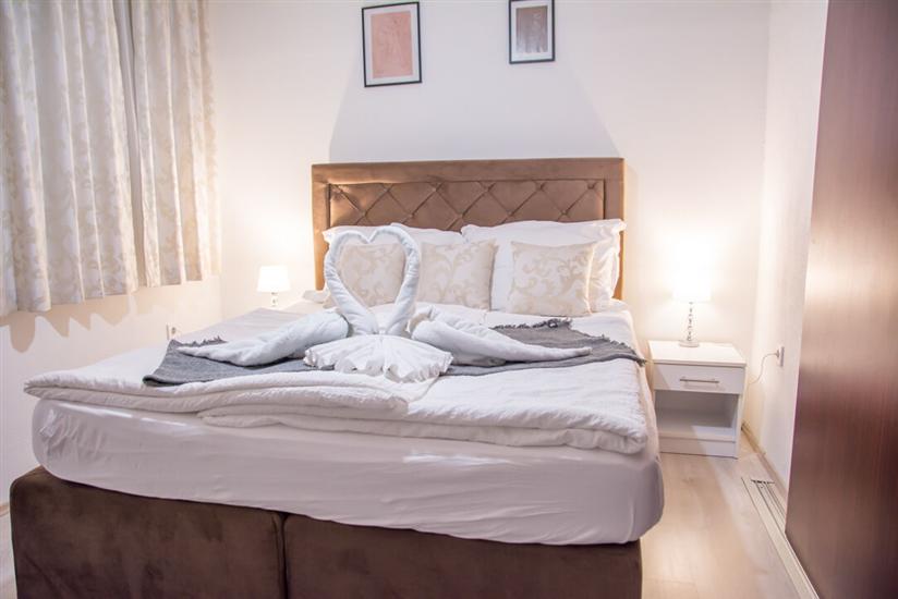 Room S204, for 4 persons