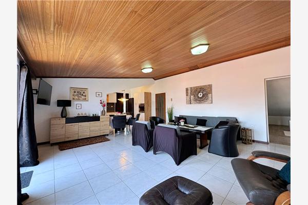 Apartment A1, for 5 persons