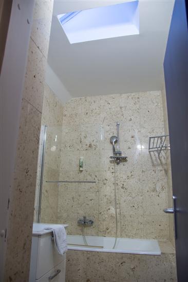 Room S204, for 4 persons