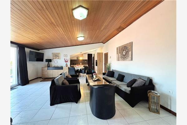 Apartment A1, for 5 persons