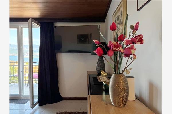 Apartment A1, for 5 persons