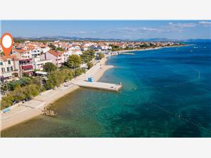 Apartments Zdenka Vodice, Size 70.00 m2, Airline distance to the sea 10 m, Airline distance to town centre 800 m