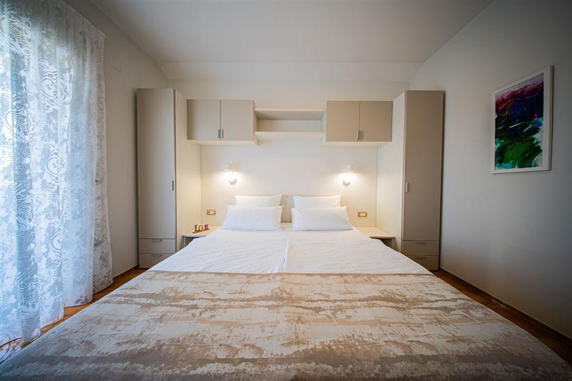 Apartment A4, for 4 persons