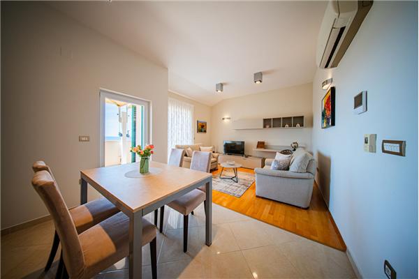 Apartment A4, for 4 persons