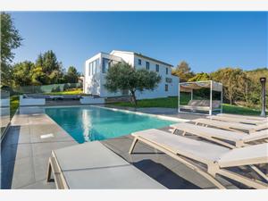 Villa Nene Pićan, Remote cottage, Size 350.00 m2, Accommodation with pool