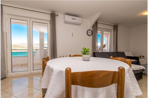 Apartment A3, for 5 persons