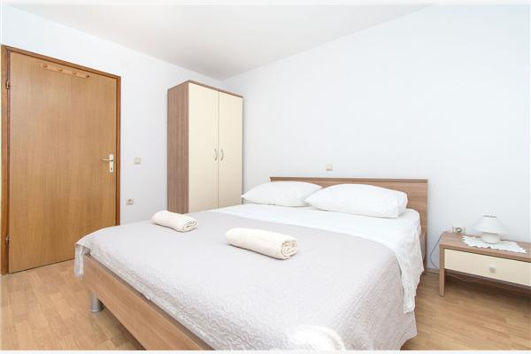 Apartment A3, for 5 persons