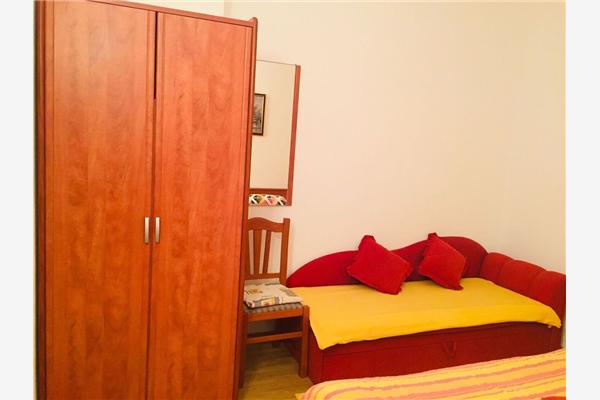 Apartment A1, for 5 persons
