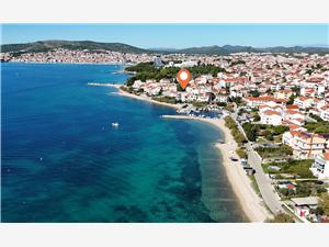 Apartments Adriatic Vodice, Size 90.00 m2, Airline distance to the sea 5 m