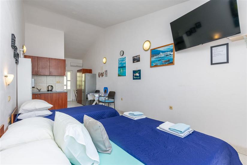 Apartment A1, for 3 persons