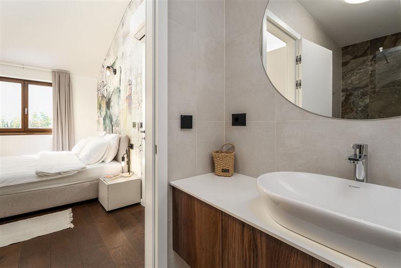 House K1, for 8 persons