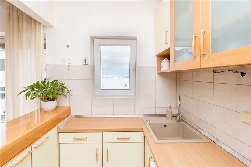 Apartment A2, for 6 persons