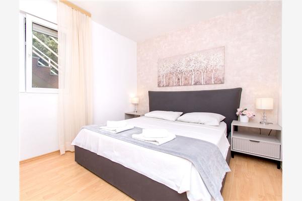 Apartment A2, for 6 persons