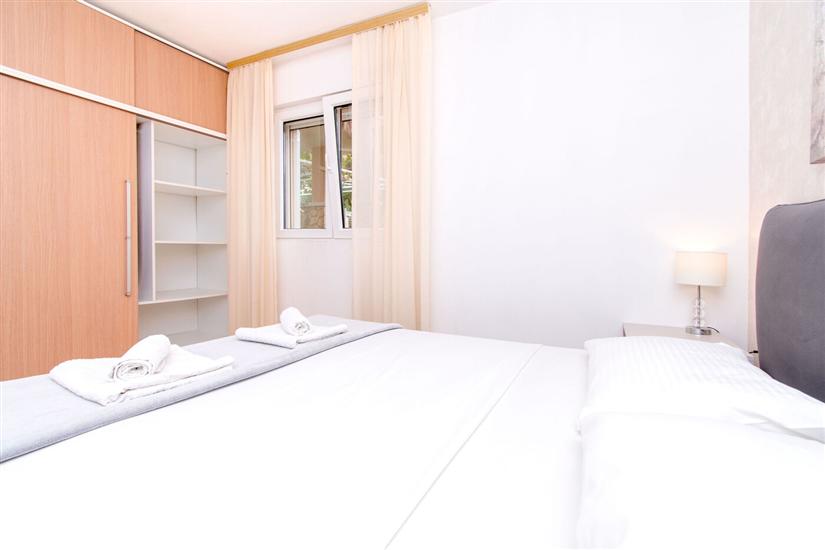 Apartment A2, for 6 persons