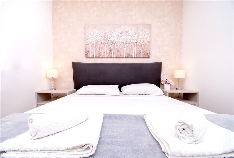 Apartment A2, for 6 persons