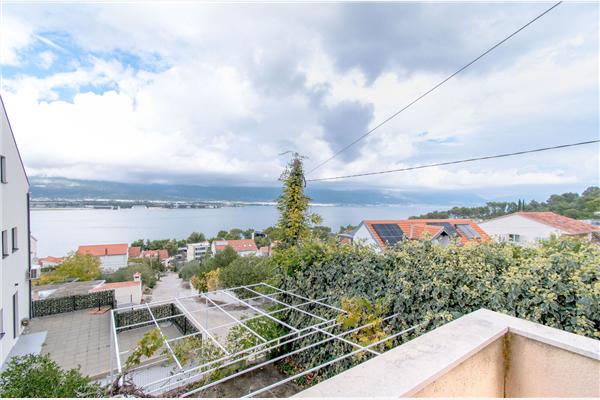 Apartment A2, for 6 persons